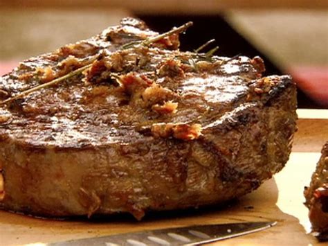 Food network host alton brown posted a series of crazed food tweets on the eve of the election, delighting his followers. Alton Brown Prime Rib : Roast Prime Rib with Thyme Au Jus ...
