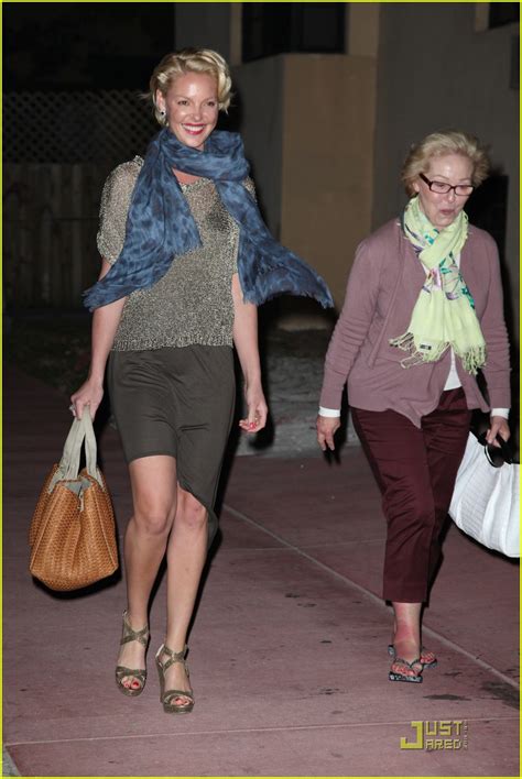 Katherine Heigl Miami Dinner With Mom Photo 2529084 Katherine Heigl Nancy Heigl Pictures