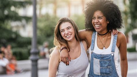 6 tips for making new friends as an adult