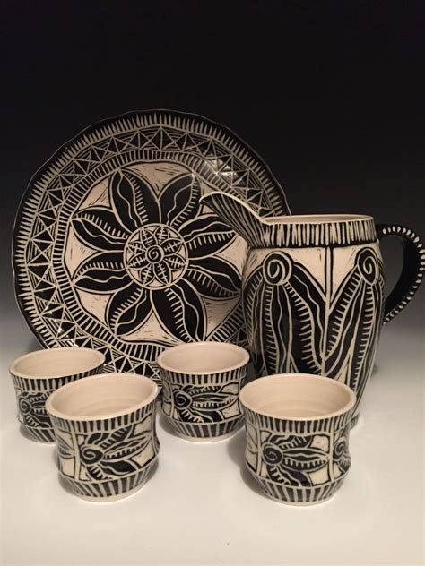 Sgraffito By Linda Ellard Brown Tootsie Bowl Pottery Ceramic Set