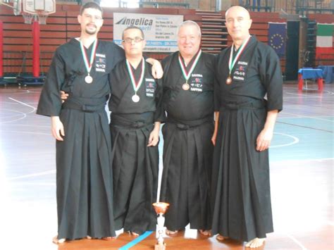 Iaido Quattro Medaglie Per I Savonesi Ai Campionati Italiani Ivg It