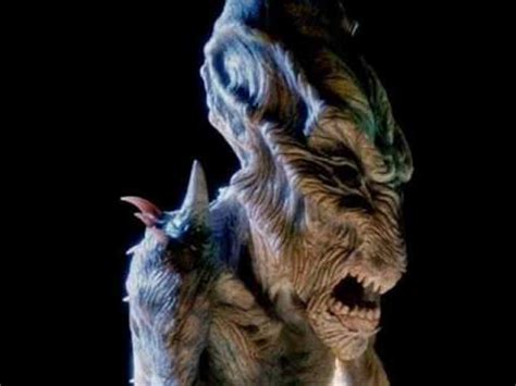 An unearthly force hits all but the lover of a writer who has dug up something strange in maine. The Tommyknockers (1993) Movie Review - YouTube