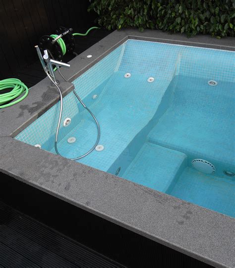 Jacuzzi And Jets System Crystal Pools Company