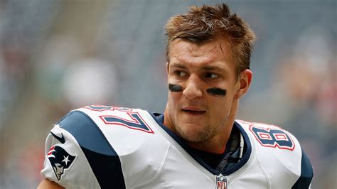 Rob Gronkowski Cleared To Play In 2014 Sports Illustrated