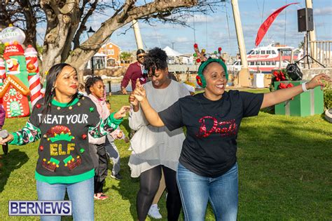 Photos And Video Holiday Fest In Dockyard Bernews