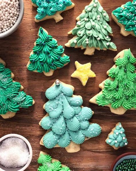 These are christmas cookies for the modern era. The BEST frosting to make for any type of cookie. I'll tell you how to choose the best homemade ...