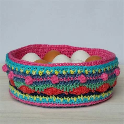 New Crochet Pattern Colorful Egg Basket With Egg Cups Etsy Handgefertigt Kreativ