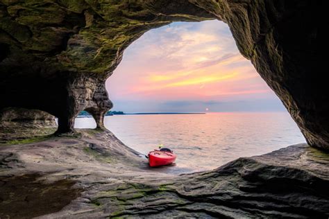 Michigan Nut Photography Lake Superior Kayak In A Lake Superior Cave