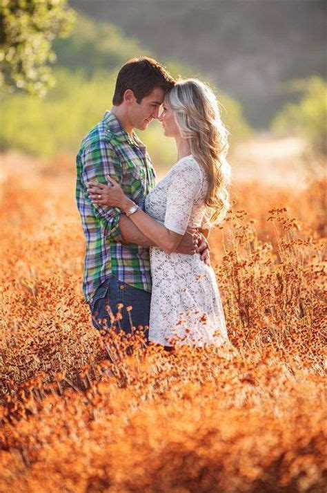 23 Creative Fall Engagement Photo Shoots Ideas I Shouldve Had Myself