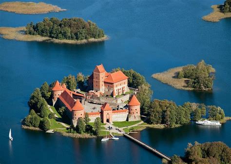 Trakai Island Castle Museum What To Know Before You Go