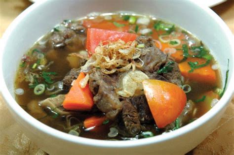 Lihat juga resep sambal kentang hati ayam 🐔 enak lainnya. resep sop buntut goreng | Resep Masakan Nusantara