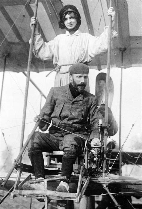 Henri sannier, 70 ans, présentateur de tout le sport a pris sa retraite. Henri Farman | Historical figures, Aviation, Lost time