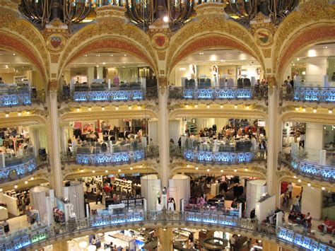 Galeries lafayette, paris , france. mogoparis: Galleries Lafayette