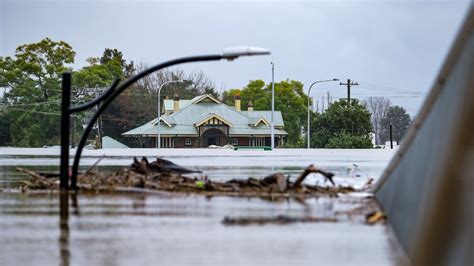 Heavy Rain Eases Over Sydney As Natural Disaster Declared For Flooded