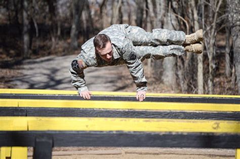 Wingin It Video Series Documents Air Assault School Obstacle Course