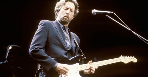 Eric clapton was around 29 years old when his first singled charted. Eric Clapton si ritira - LaScimmiaPensa.com