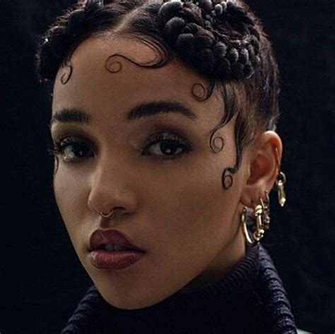 Fka Twigs Pics Curly Hair Styles Naturally Short Natural Curly