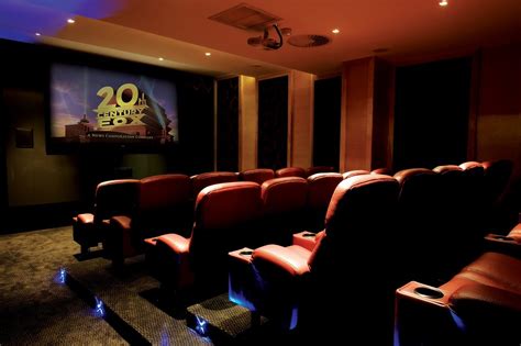 Hgtv Obsessed Luxuryaccommodations Top 10 Cinema Rooms A
