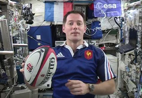 Thomas pesquet (born 27 february 1978) is a french aerospace engineer, pilot, and european space agency astronaut. Sport | Thomas Pesquet encourage le XV de France depuis l ...