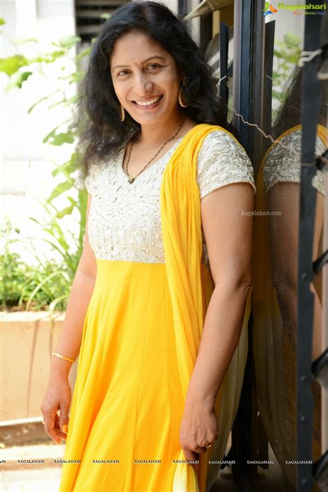 Jaya lakshmi is an indian actress, who is working in tamil film and television industry. Telugu Cinema Character artist: JAYALAKSHMI