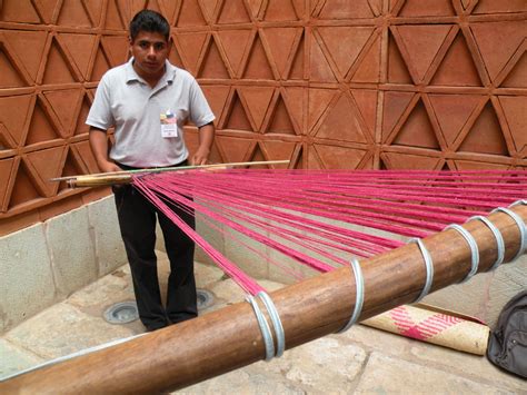 Comments Off On Backstrap Loom Weaving Of Oaxaca