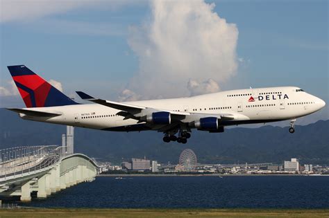 Boeing 747 400 Of Delta Airlines Aircraft Wallpaper 3047 Aeronefnet