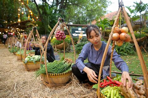 Hàng trăm món ngon hội tụ tại lễ hội Văn hóa ẩm thực, món ngon