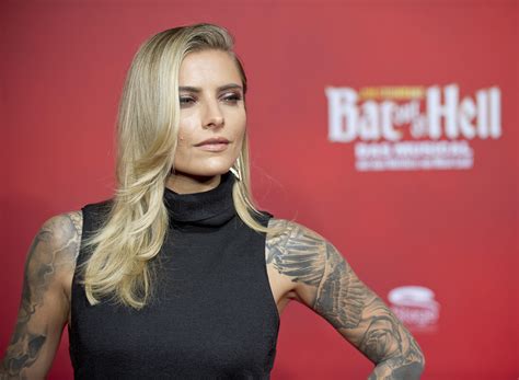 Sophia thomalla's career, salary and net worth. Sophia Thomalla: „Ich will definitiv Kinder!" | GALA.de