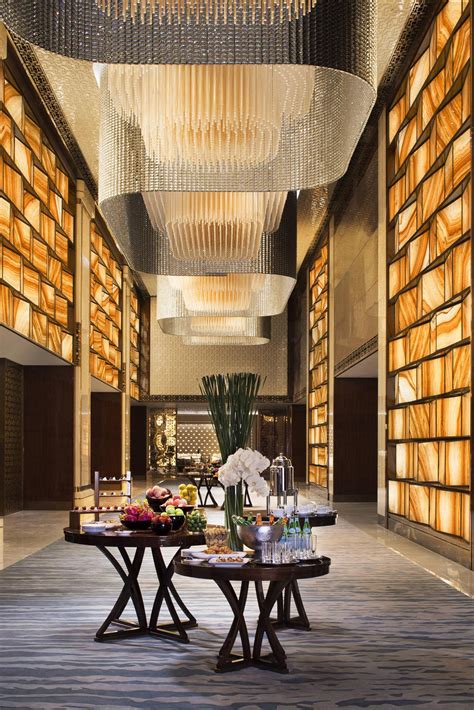 Outstanding Lighting Modern Ideas To Decor Hotel Lobby