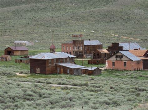 15 Of The Largest Abandoned Cities And Ghost Towns Around The World