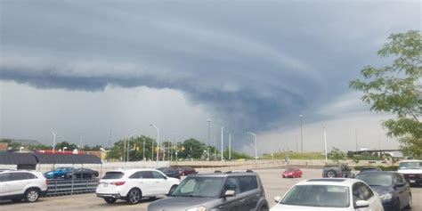 Ontarios Weather Forecast Predicts Rotating Mess Of Storms Today
