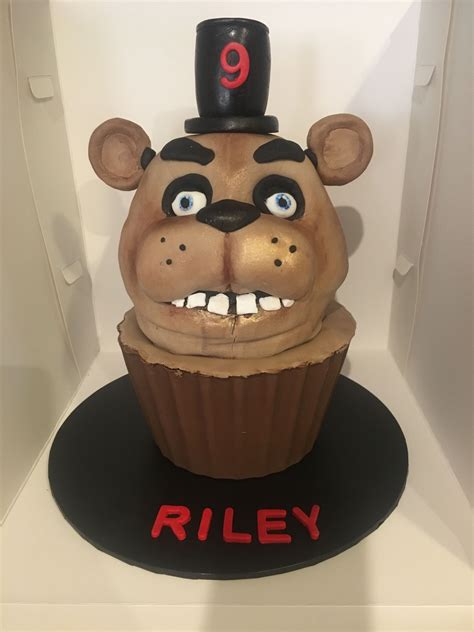 Five Nights At Freddys Giant Cupcake Giant Cupcakes Five Night