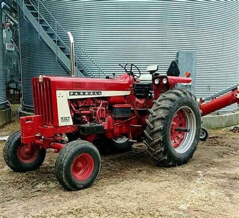 Ih 806 Farmall Tractors International Harvester