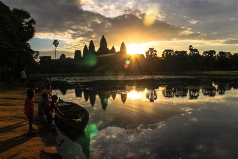 What time of the year would be best to do cactus clouds? Best way to visit Angkor Wat » Sunrise to Sunset - Love & Road