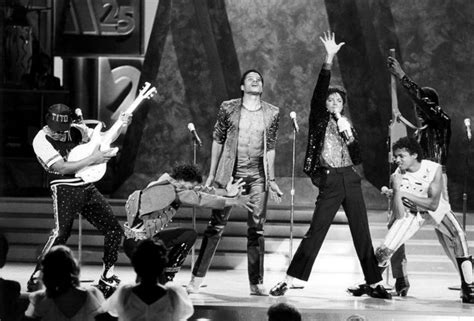 Inside Michael Jacksons Iconic First Moonwalk Onstage Michael