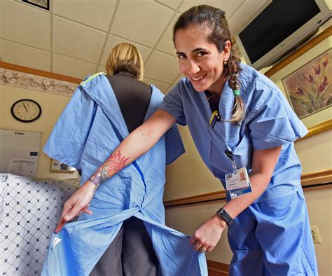 Maryland Medstar Hospital Tries Out More Dignified Hospital Gown Baltimore Sun