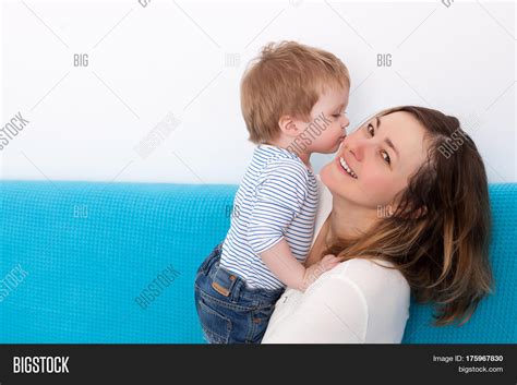 classic son kissing mom telegraph