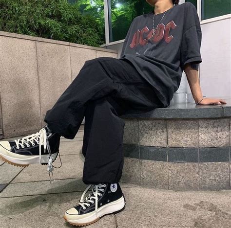 Skateboard outfit in 2020 | Retro outfits, Fashion inspo outfits