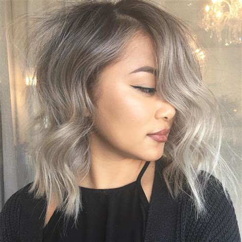 Long layered hairstyles look fantastic even if they are simple. Lob haircuts and hairstyles 2021 - Hair Colors