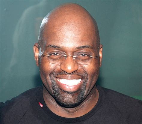 Flowers by frankie inc your local bronx, ny flower shop, delivers fresh flowers, roses and gifts to the bronx, ny area. Party.at - Editorial: Frank Warren "Frankie" Knuckles Jr ...