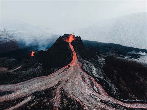 Want to discover all there is to do in honolulu? How to Photograph an Active Volcano in Iceland | 42West