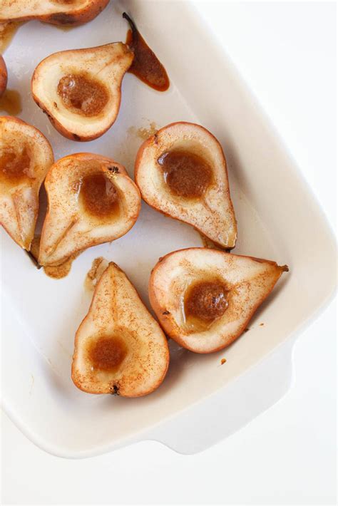 Baked Pears With Cinnamon And Honey The Wheatless Kitchen