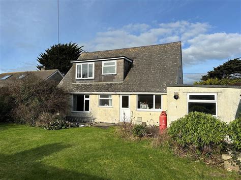 3 Bed Detached House For Sale In No Onward Chain Polhorman Lane Mullion Helston Tr12 £