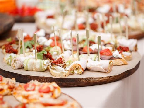 Planning menu for your next party? Easy to Make Finger Foods for Parties | Finger foods easy ...