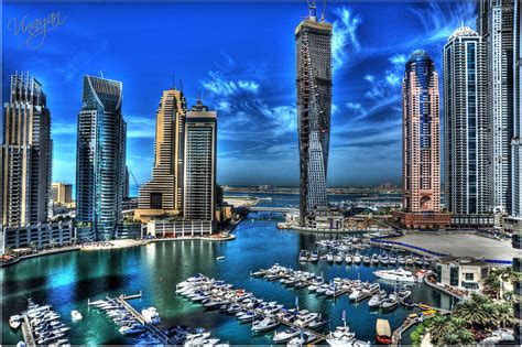 De Dubai Marina Een Enorme Haven Met Luxueuze Schepen Dubai