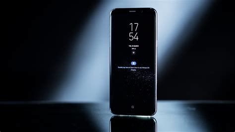 Samsung Sees Galaxy S8 Boost But Warns Of Competition Ahead Cnet