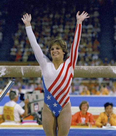 Olympic Gymnastics Champion Mary Lou Retton Is In Intensive Care With Pneumonia Metro Us