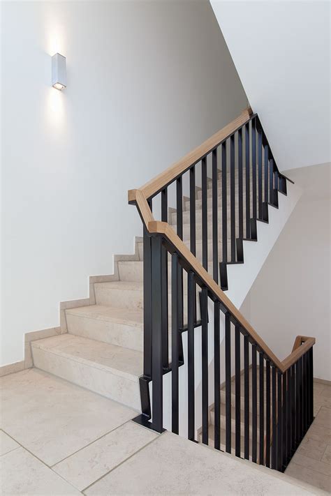 Alle infos zu kosten & preisen ✓ starke häuser. 272 Mehrfamilienhaus IH | FFM-ARCHITEKTEN in 2020 | Treppe ...