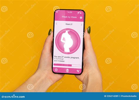 Pov Of Pregnant Woman Showing Mobile Application For Pregnancy Stock Image Image Of Healthy