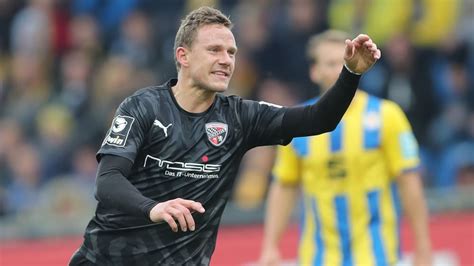 Fc ingolstadt ii performance & form graph is sofascore football livescore unique algorithm that we are generating from team's last 10 matches, statistics, detailed analysis and our own knowledge. FC Ingolstadt-Spieler Marcel Gaus: "Das ist der Schlüssel ...